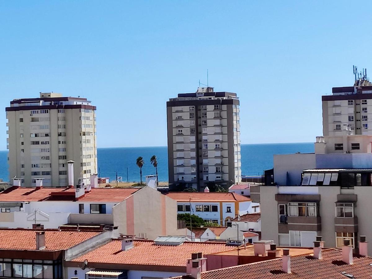 Lovely Lisboa Costa da Caparica seaview apartment Esterno foto