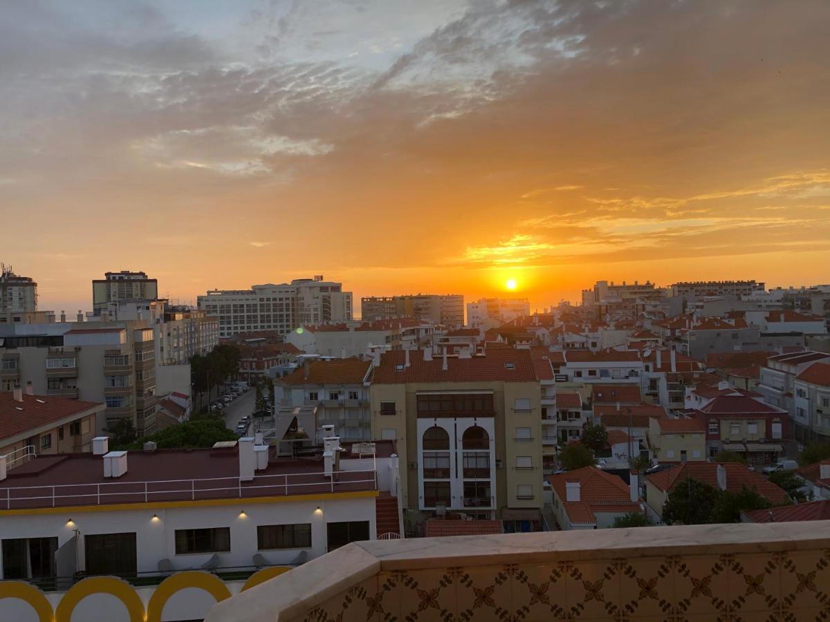 Lovely Lisboa Costa da Caparica seaview apartment Esterno foto